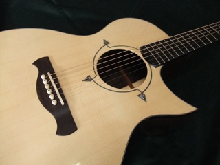 NSJ-C-032